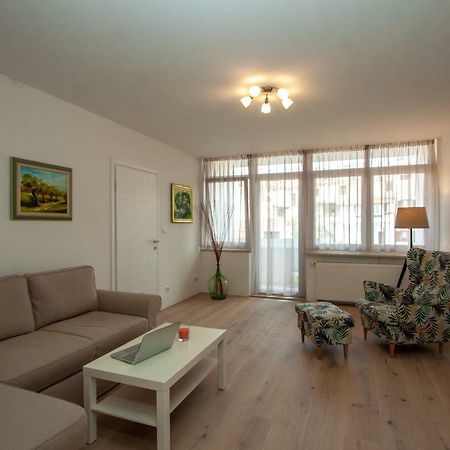 Apartamento Apartman Colosseum Pula Exterior foto